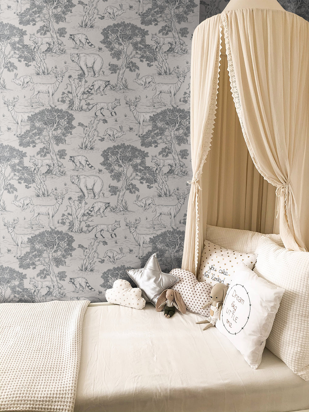 Woodland Animals Toile Wallpaper – Vintage Forest Wildlife Mural