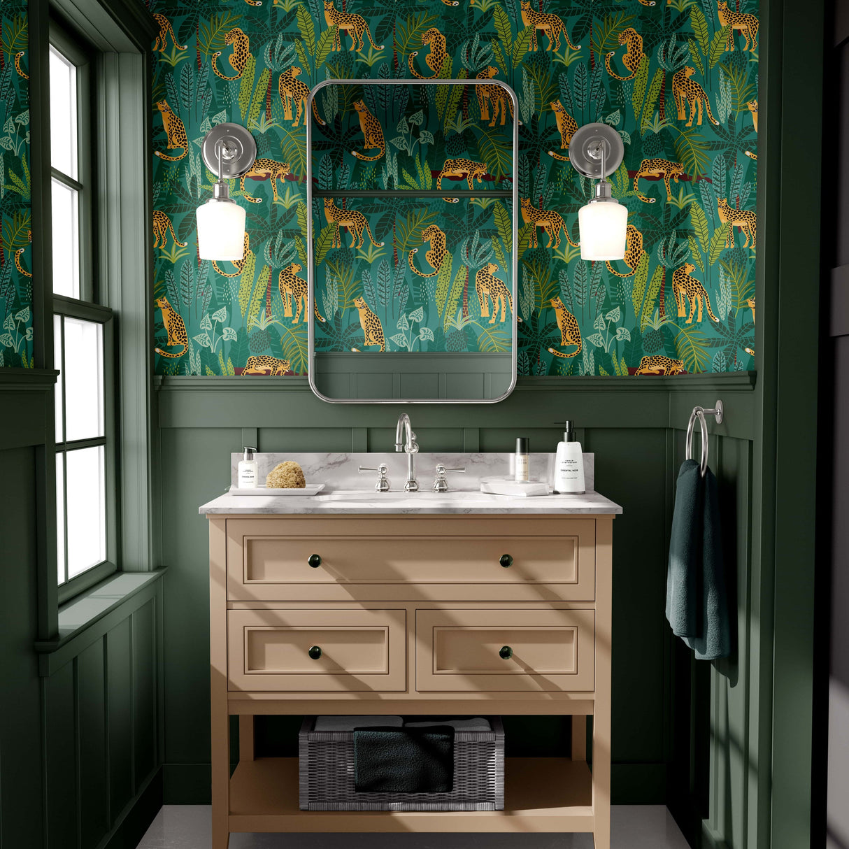 rainforest wallpaper bathroom